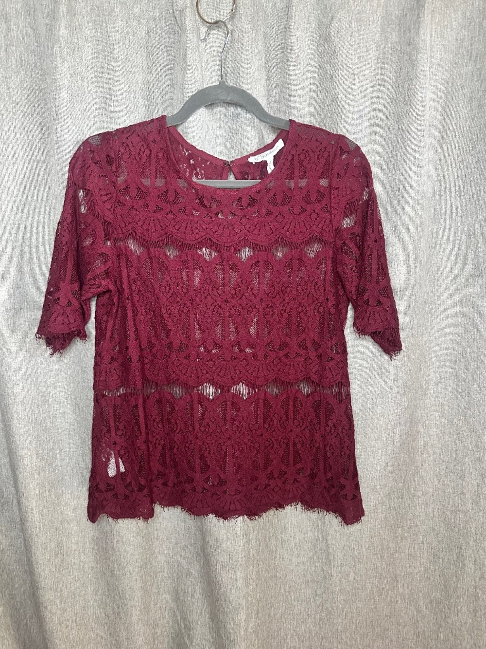 BCBGeneration Burgundy Lace Short Sleeve Blouse Top Sheer Wine Red Medium